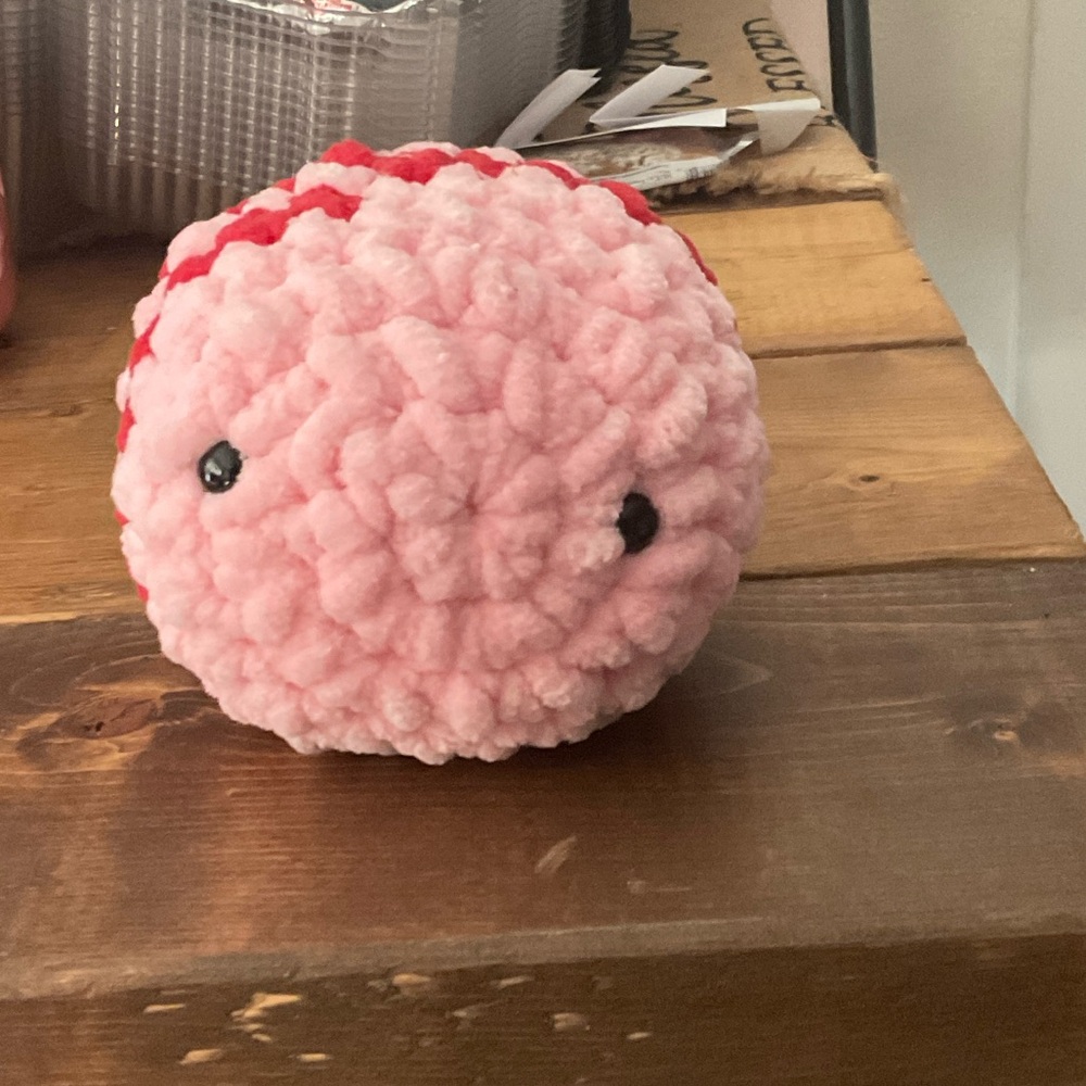 pink and red crochet bumblebee ball homemade!